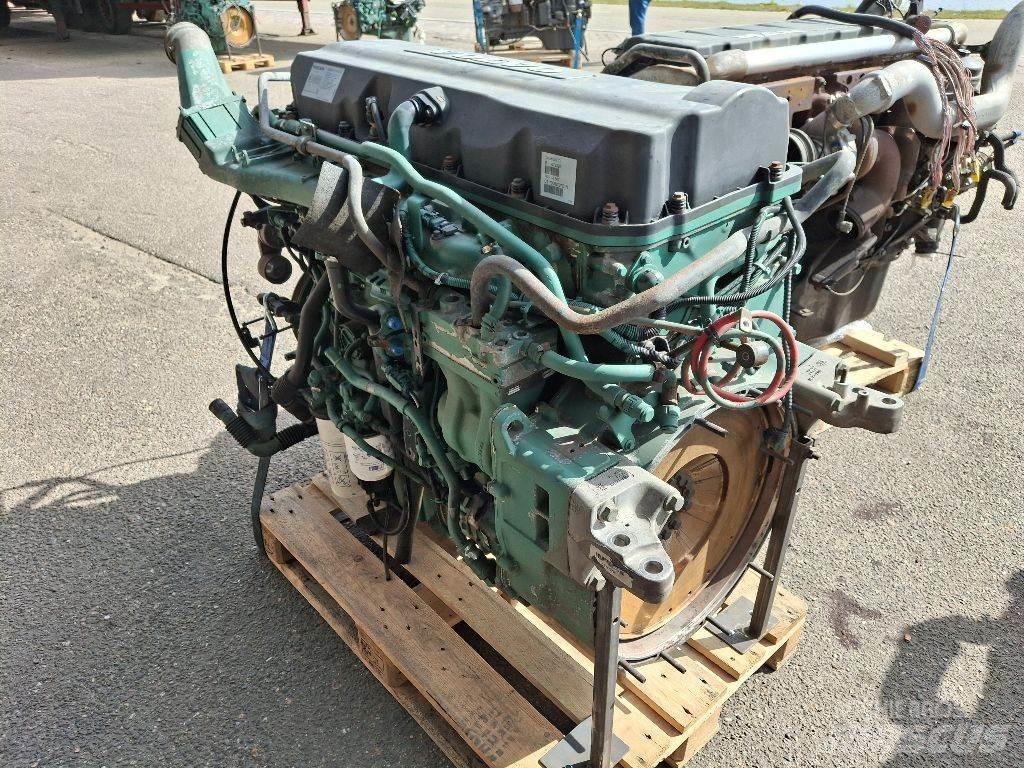 Volvo D11C330 Varikliai
