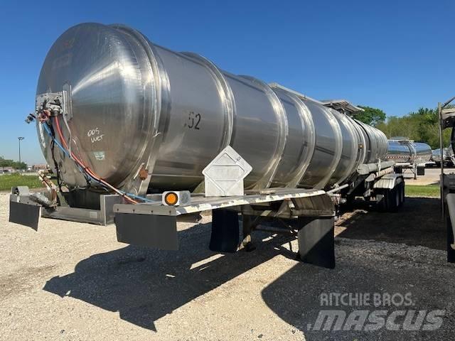  NOVA MC307 7000 GAL Cisternos - priekabos