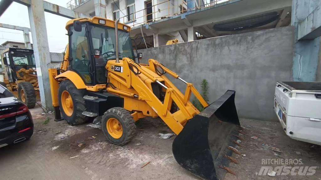 JCB 3 CX Naudoti ratiniai krautuvai
