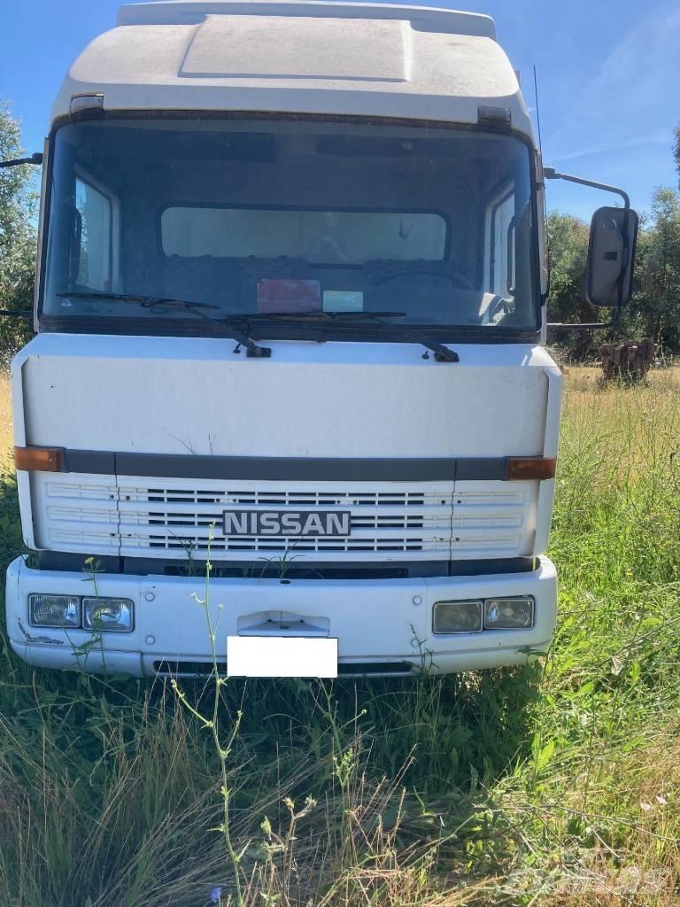 Nissan CAMPER L70 Autofurgonai ir karavanai