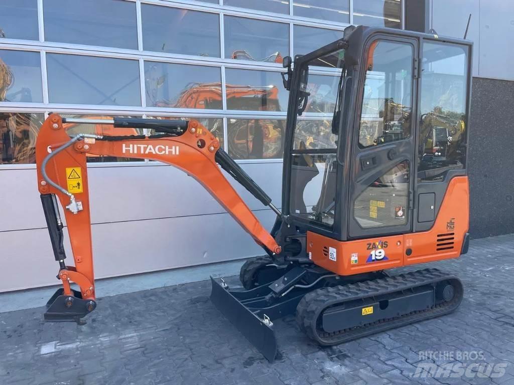 Hitachi ZX19-6 Mini ekskavatoriai < 7 t