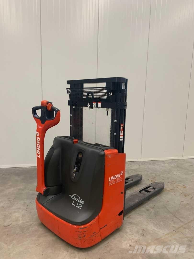 Linde L12 Savaeigiai rietuvai