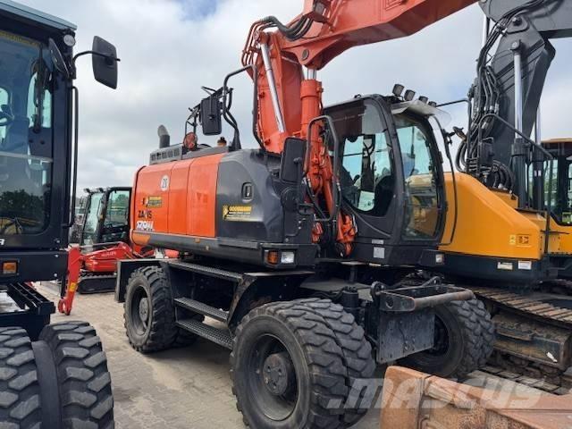 Hitachi ZX 170 W Ratiniai ekskavatoriai