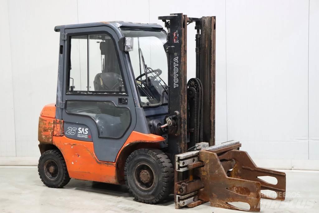 Toyota 62-7FDF25 Dyzeliniai krautuvai