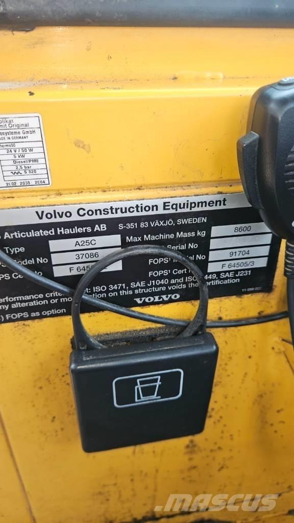Volvo A 25 C Karjeriniai savivarčiai
