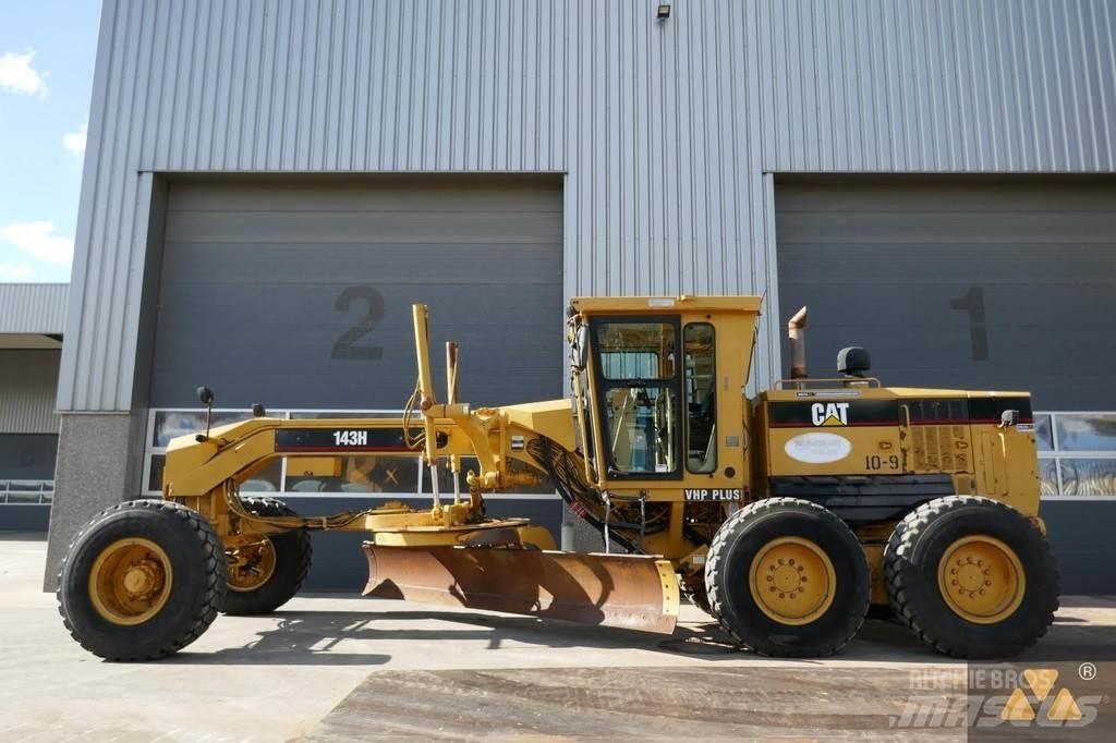 CAT 143H Greideriai
