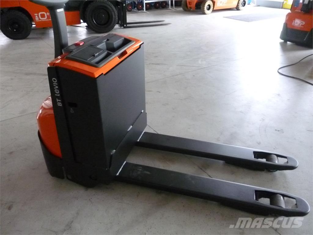 Toyota LWE 160 Rankiniai vėžimėliai