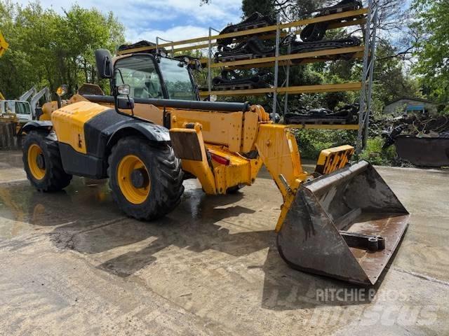 JCB 540-140 Teleskopiniai krautuvai
