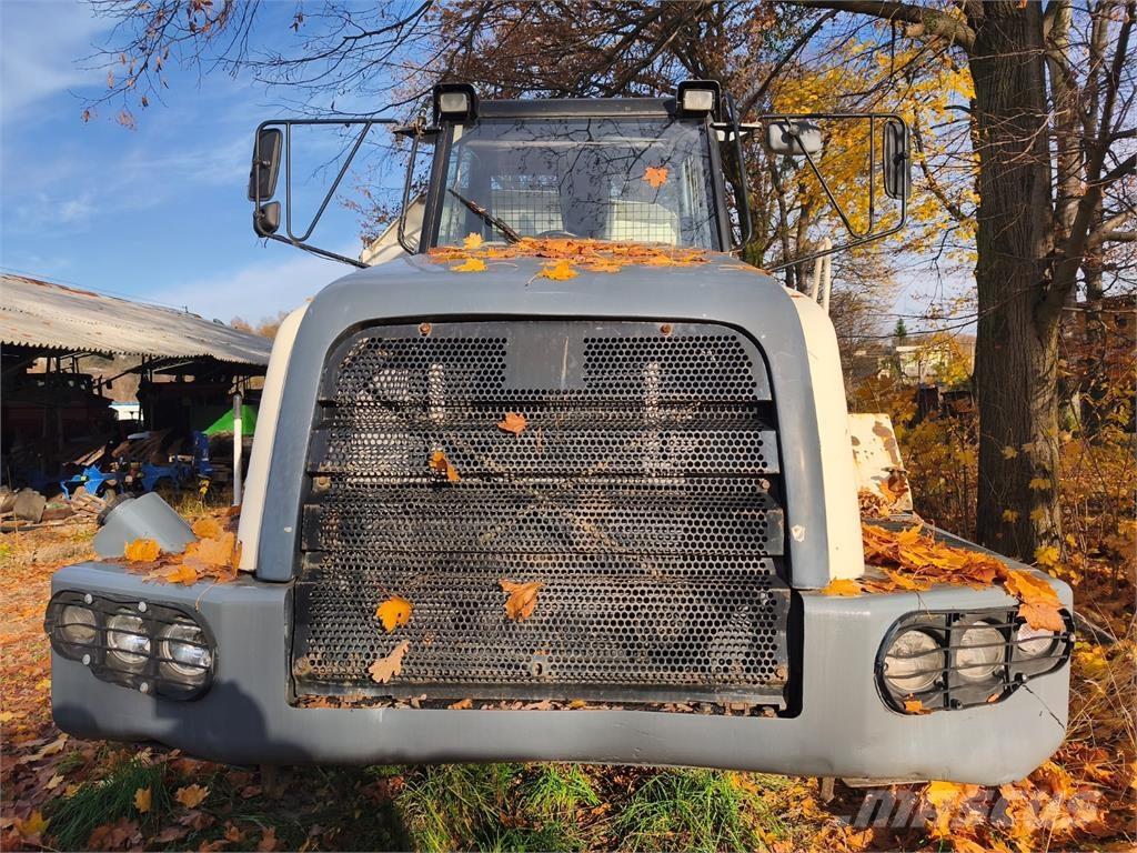 Terex TA30 Savivarčių priekabų vilkikai