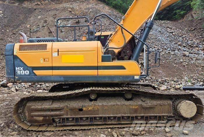 Hyundai HX 300 Vikšriniai ekskavatoriai