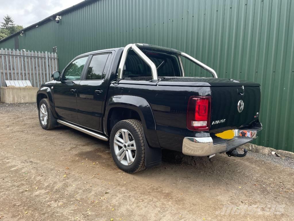 Volkswagen Amarok Pikapai / Bortiniai sunkvežimiai