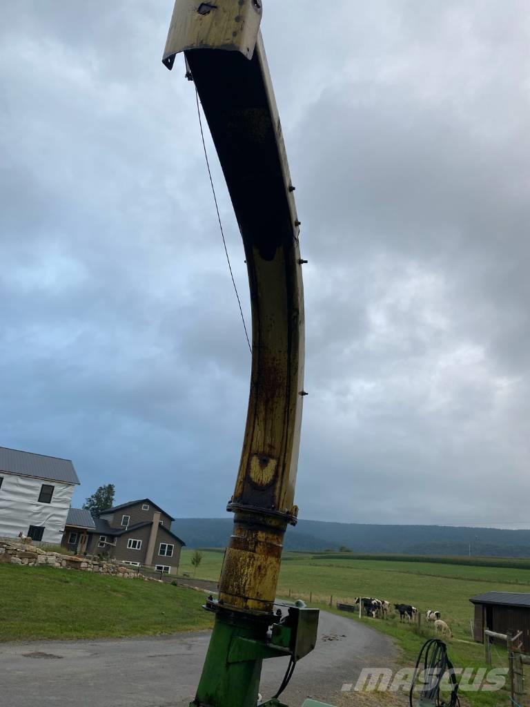 John Deere 3940 Pašarų kombainai