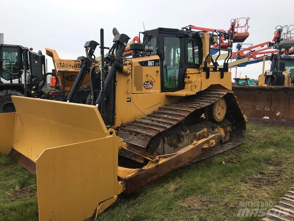 CAT D 6 T LGP D6T Vikšriniai buldozeriai