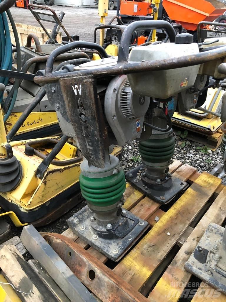 Wacker BS60-2i Plūktuvai