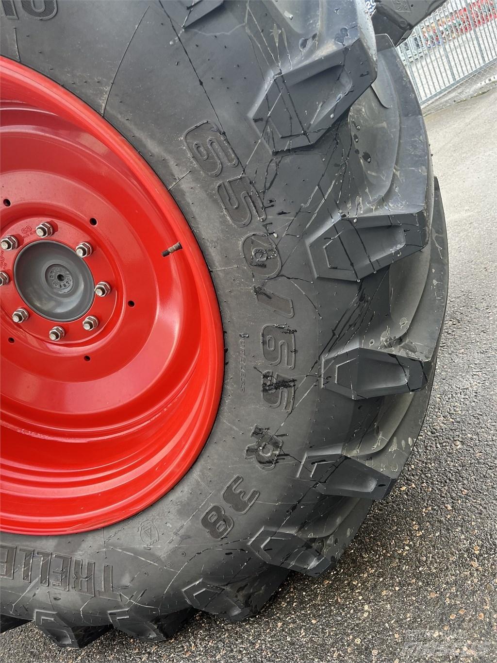 Fendt 716 Vario Traktoriai