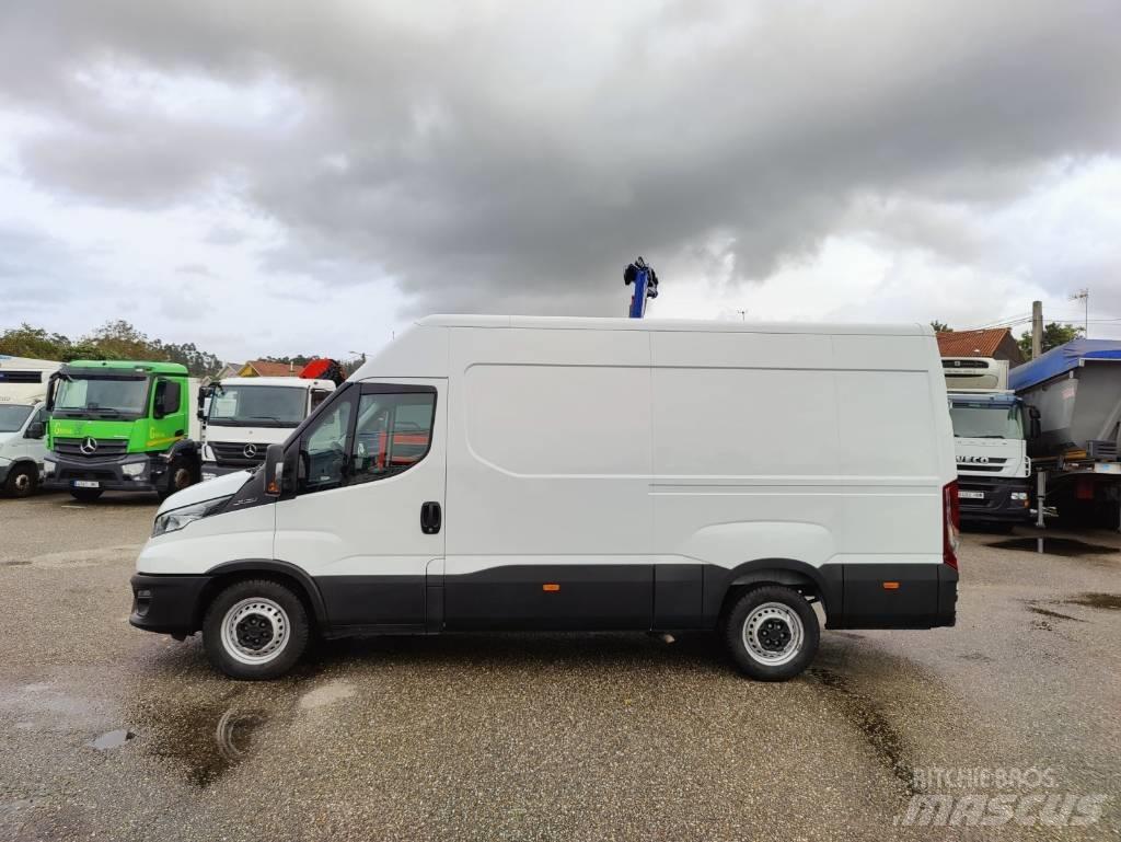 Iveco Daily 35 S 16 Krovininiai furgonai