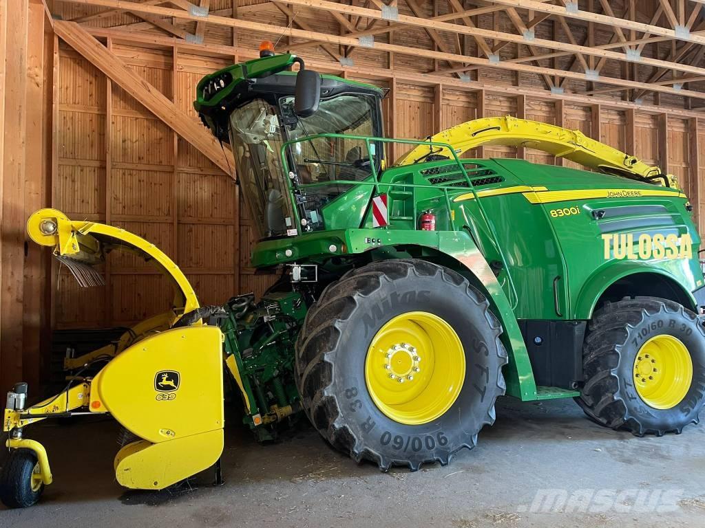 John Deere 8300 Pašarų ruošimo technika