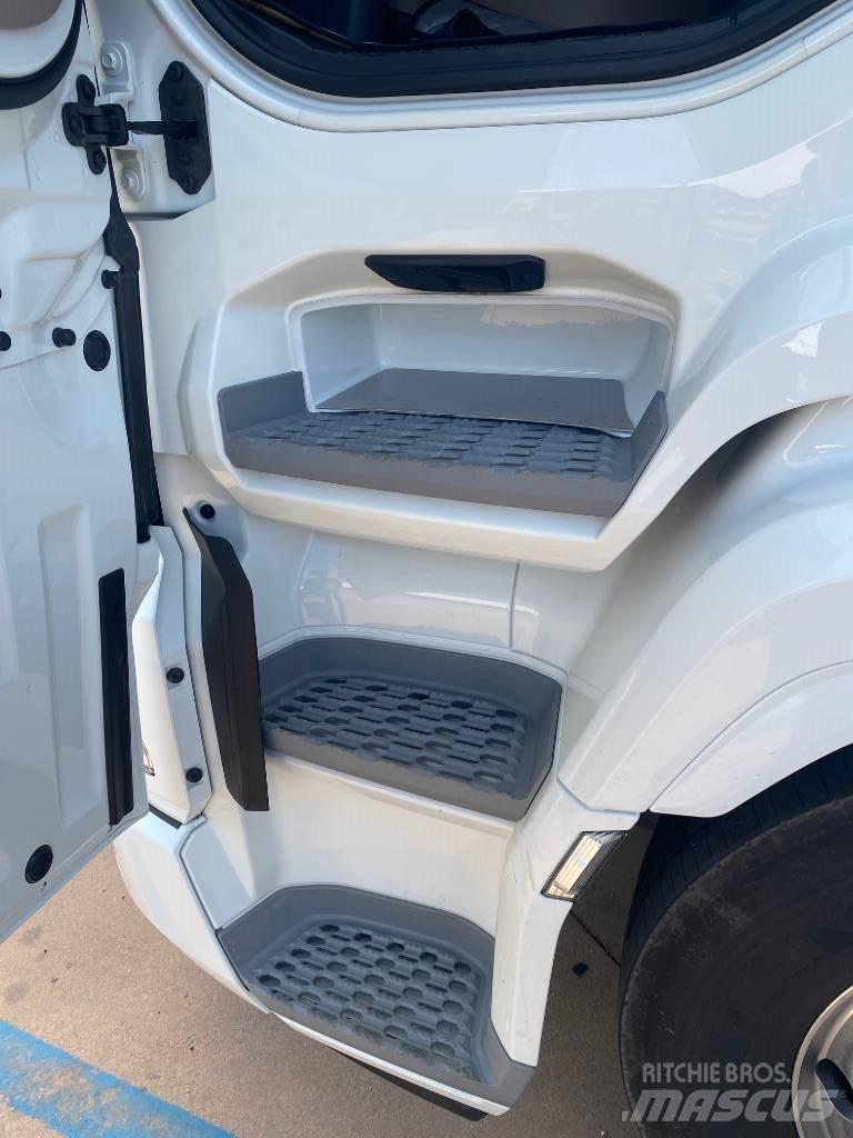 DAF XG 530 FTS Naudoti vilkikai