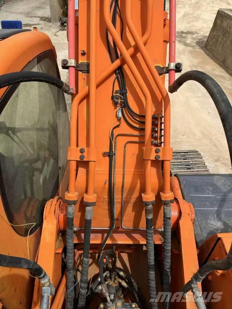 Doosan DX300LC Vikšriniai ekskavatoriai