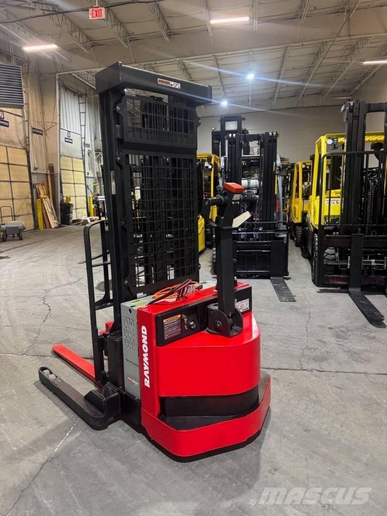 Raymond RSS40 Savaeigiai rietuvai