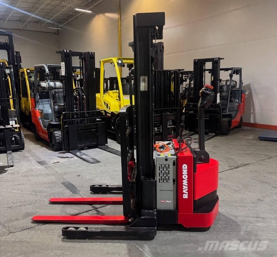 Raymond RSS40 Savaeigiai rietuvai