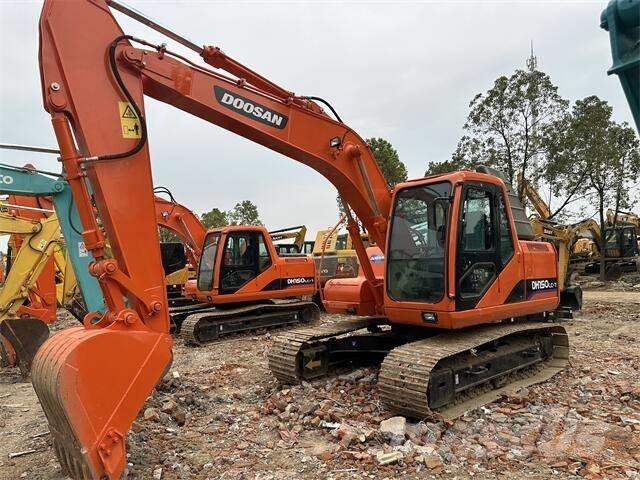Doosan DH150 Vikšriniai ekskavatoriai