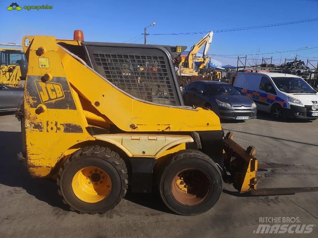 JCB 185 Krautuvai su šoniniu pasukimu