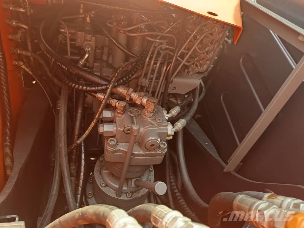 Hitachi ZX 120 Vikšriniai ekskavatoriai