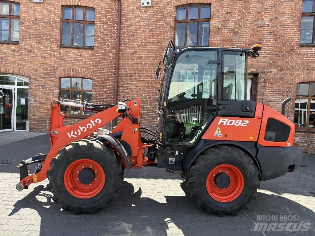 Kubota R 082 Naudoti ratiniai krautuvai