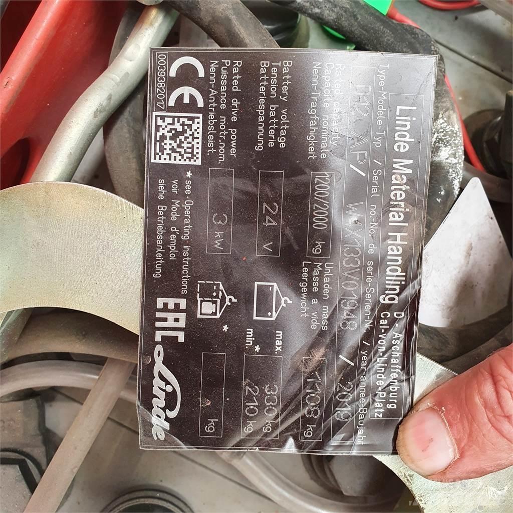 Linde D12AP Rankiniai vėžimėliai