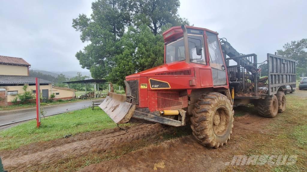 Forcar F180 Naudoti miškovežiai (Forvarderiai)