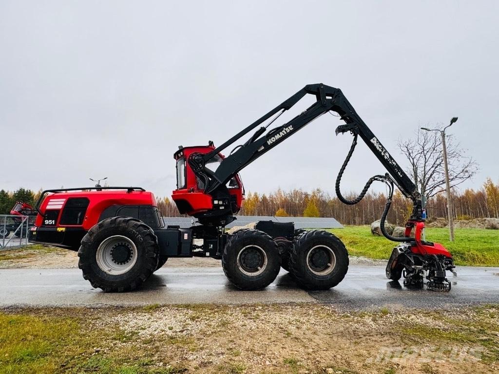 Komatsu 951 Miško technika (Harvesteriai)