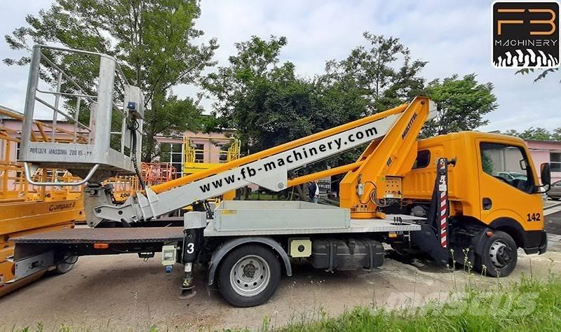 Multitel MT 182 AZ Ant vilkikų montuojamos kėlimo platformos