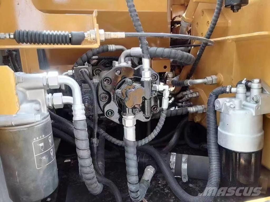 Sany SY135C Vikšriniai ekskavatoriai