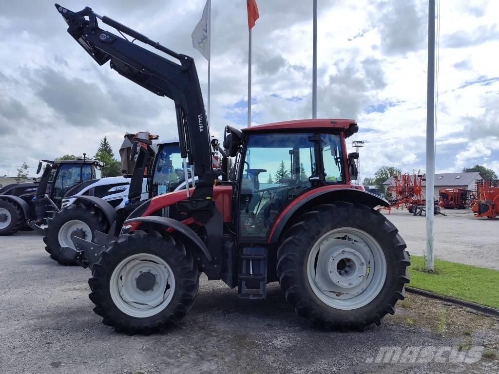 Valtra A 135 Traktoriai