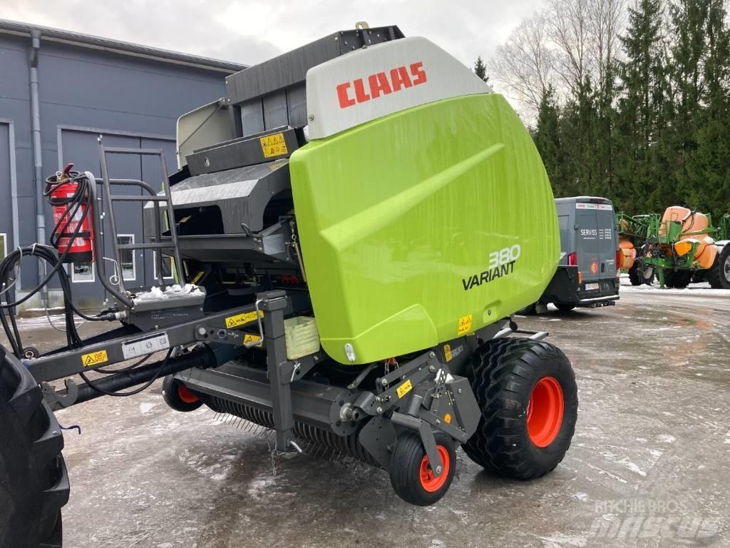 CLAAS Variant 380 Ritinių presai