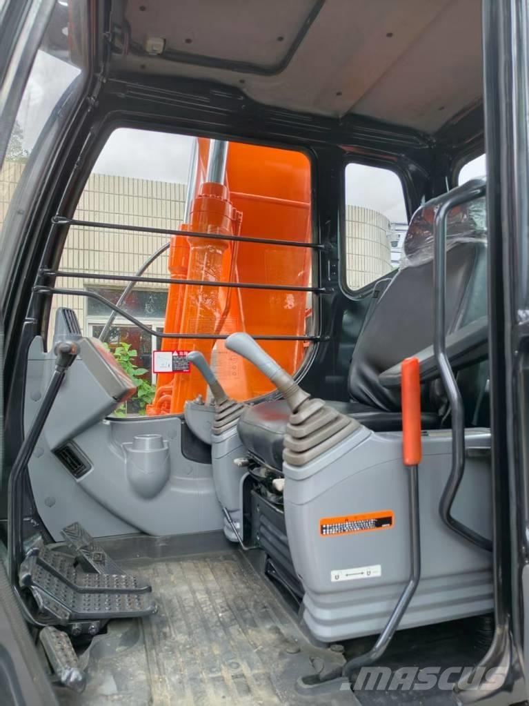 Hitachi ZX 120 Vikšriniai ekskavatoriai