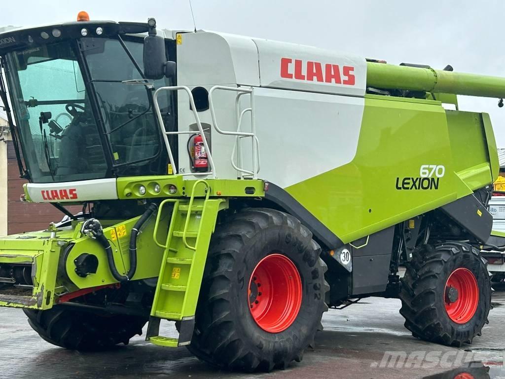 CLAAS Lexion 670 4x4 Derliaus nuėmimo kombainai