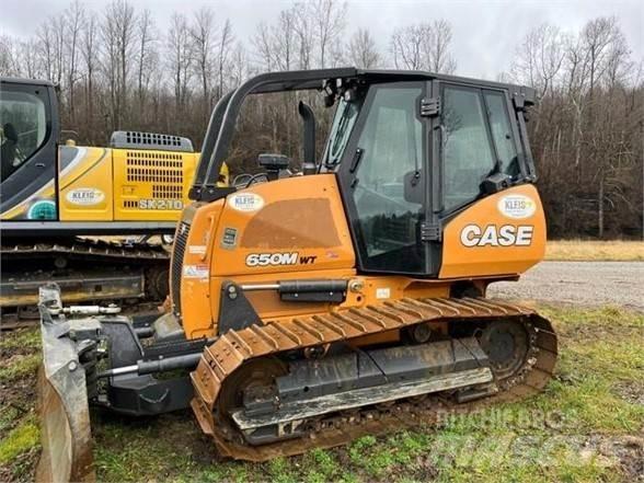 CASE 650M WT Vikšriniai buldozeriai