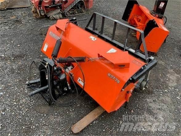 Kubota B2650 Traktoriai