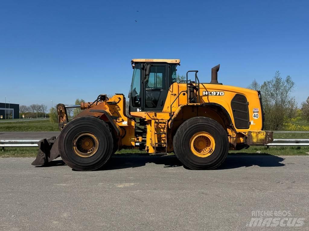 Hyundai HL970 Naudoti ratiniai krautuvai