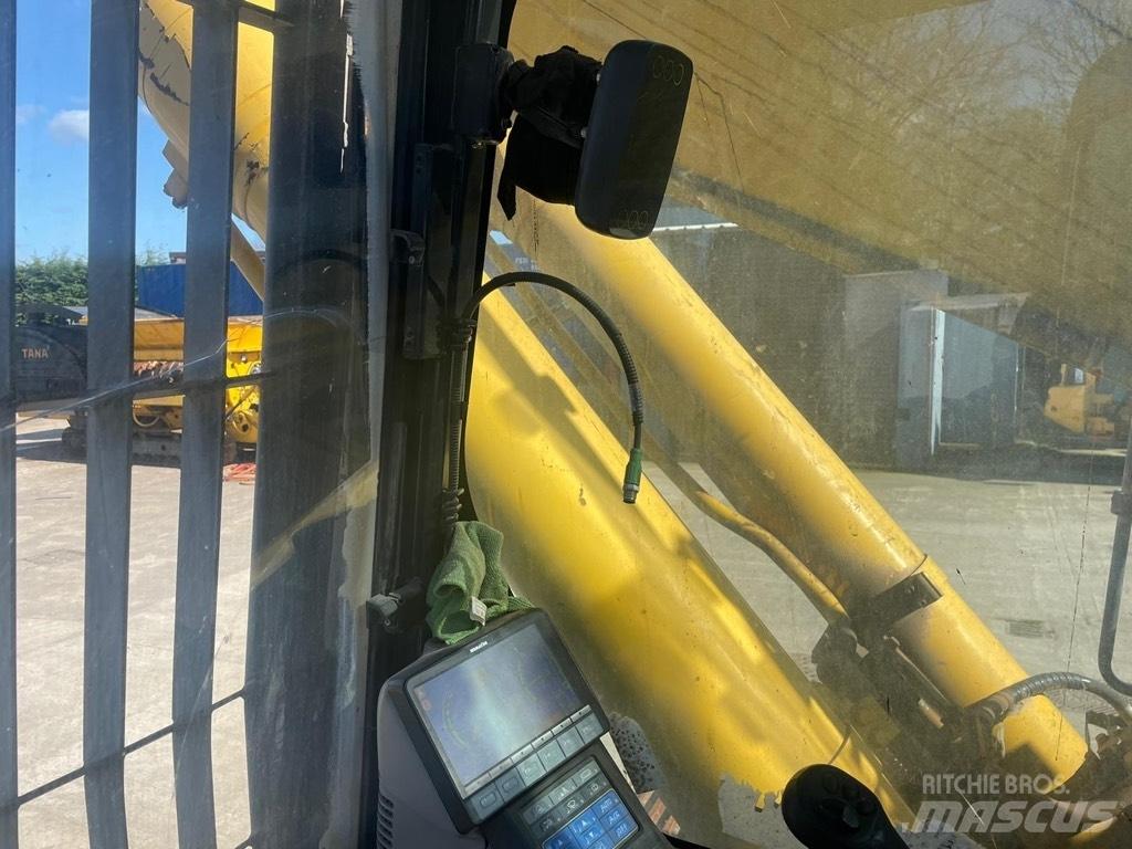 Komatsu PC490LC -10 Vikšriniai ekskavatoriai