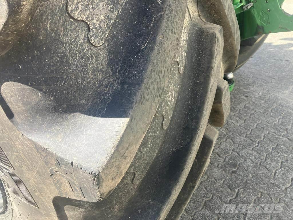 John Deere 6R250 Traktoriai