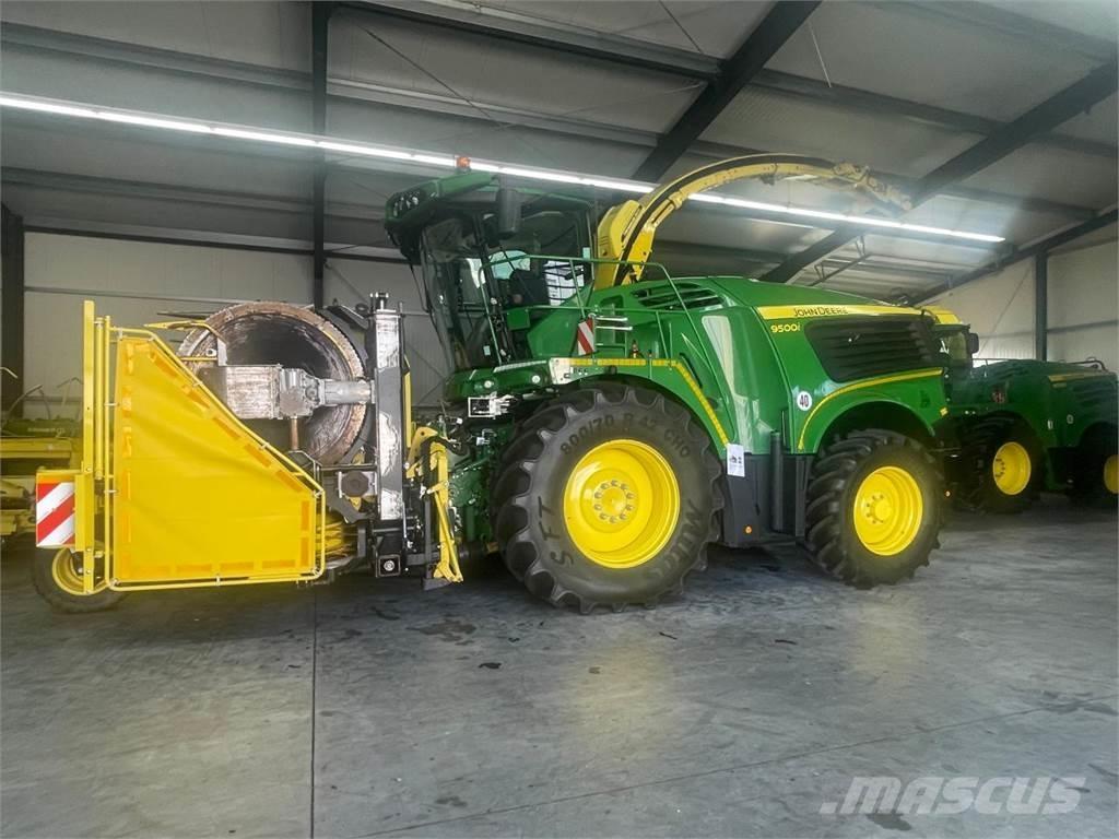 John Deere 8200i Pašarų ruošimo technika