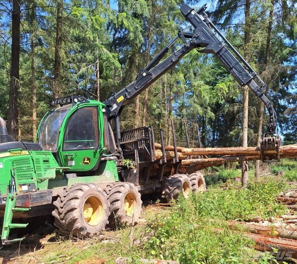 John Deere 1210 G Naudoti miškovežiai (Forvarderiai)