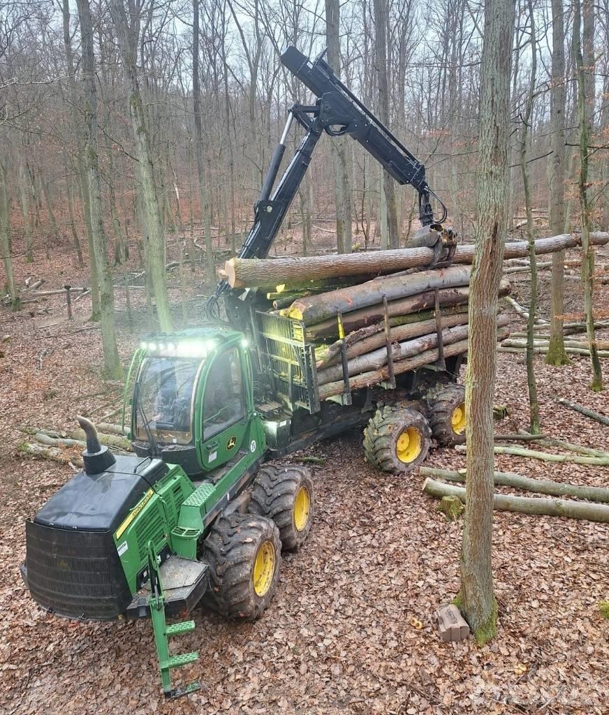 John Deere 1210 G Naudoti miškovežiai (Forvarderiai)