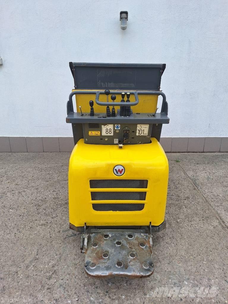 Wacker Neuson DT 12 Vikšrinė savivartė technika
