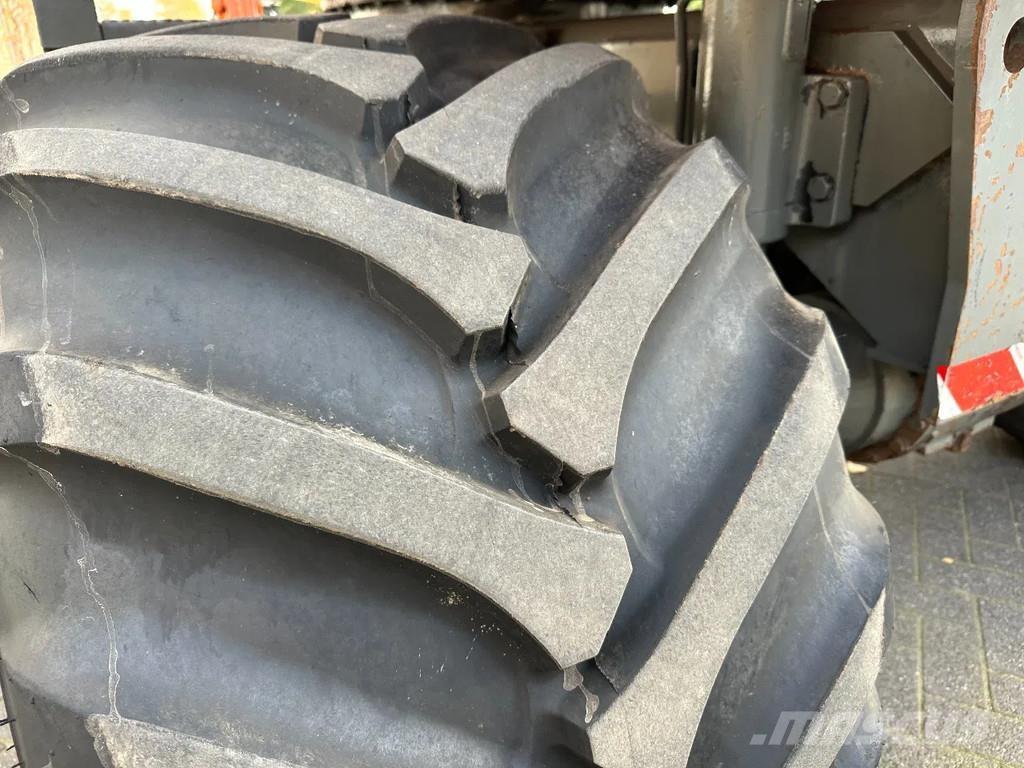 JCB JS145W Ratiniai ekskavatoriai