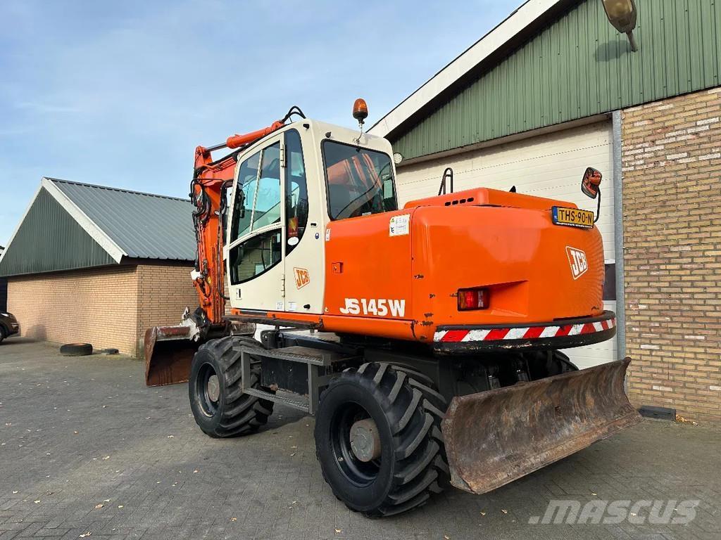 JCB JS145W Ratiniai ekskavatoriai