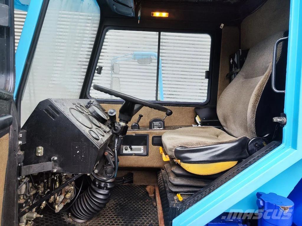 Liebherr LTM 1025 Visureigiai kranai